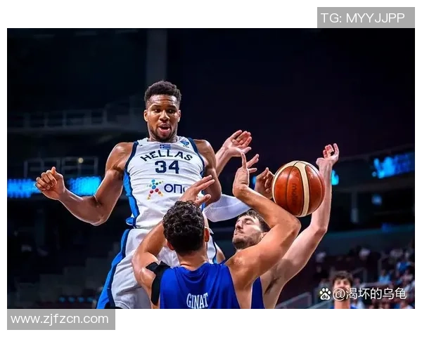 男篮世界杯预选赛希腊与格鲁吉亚激战正酣精彩对决引发球迷热议 男篮世界杯预选赛希腊与格鲁吉亚激战正酣精彩对决引发球迷热议